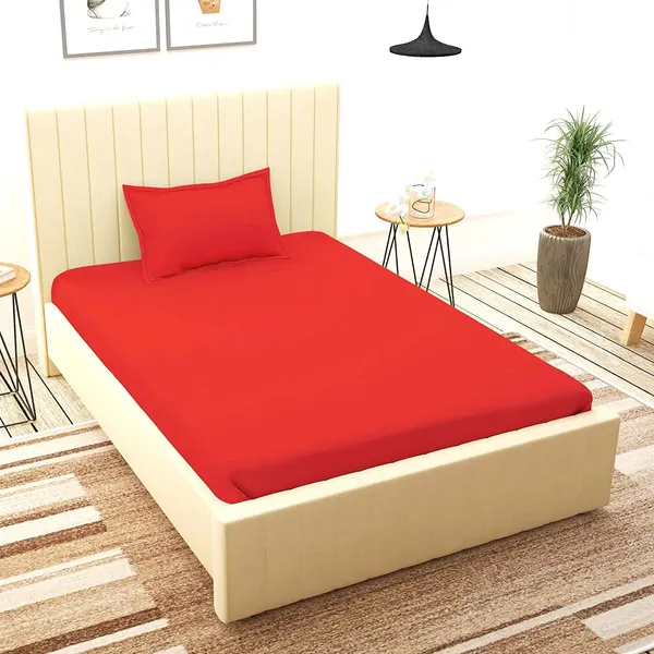 Red_Cotton_Bedsheet_With_Pillow_Covers