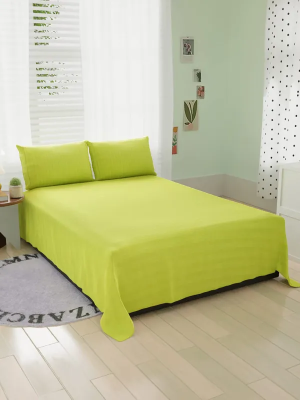 Multicolor_Microfiber_Striped_Bedsheet_With_Pillow_Covers