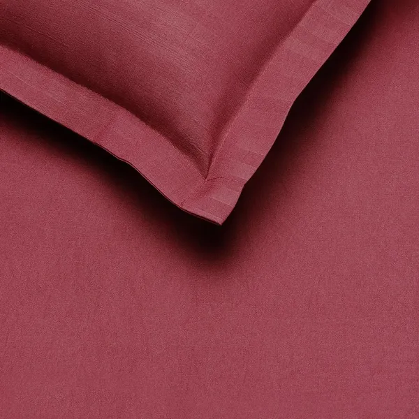 Dark_Wine_Microfiber_Single_Bed_Sheet_With_Pillow_Cover
