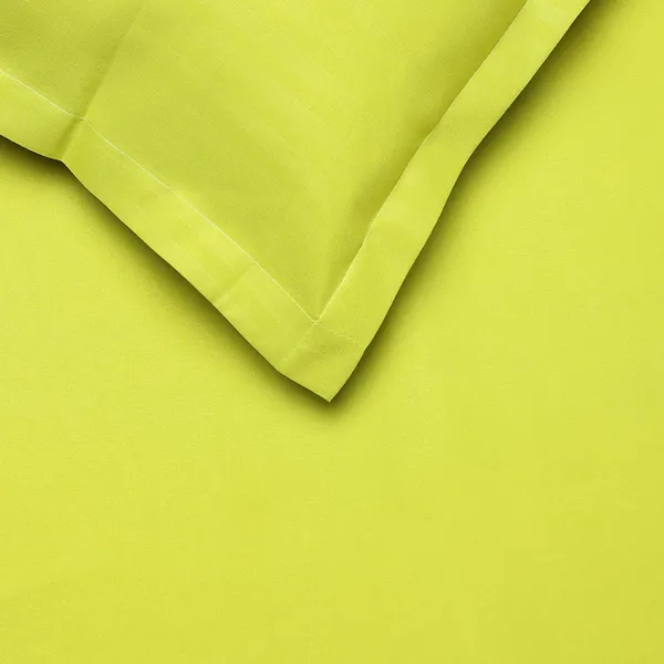Green_Microfiber_Single_Bed_Sheet_With_Pillow_Cover