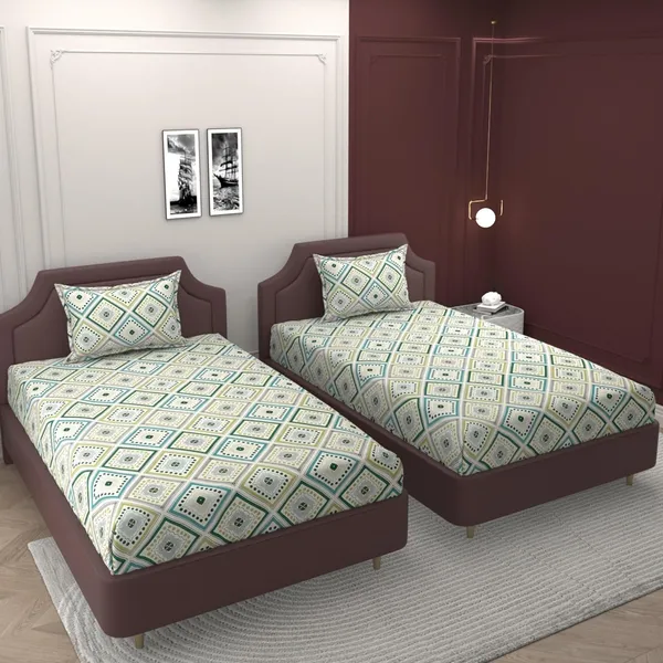 Multicolor_Microfiber_Printed_Bedsheet_With_Pillow_Cover