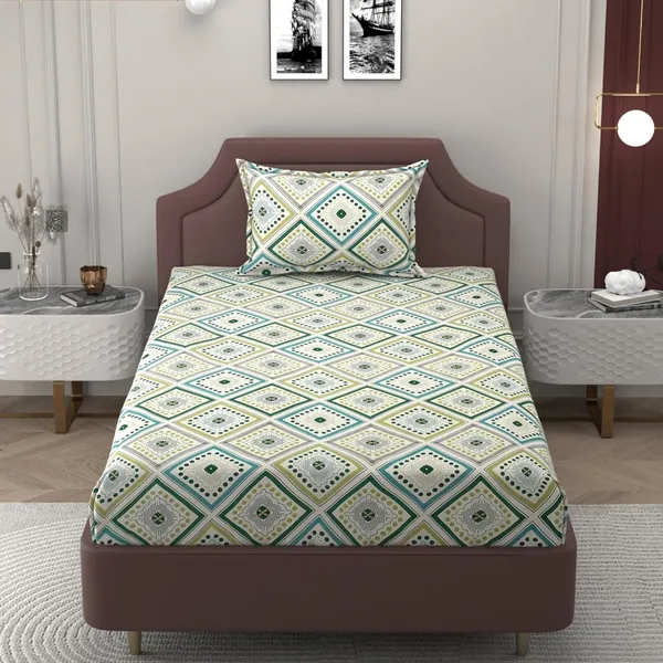 Multicolor_Microfiber_Printed_Bedsheet_With_Pillow_Cover