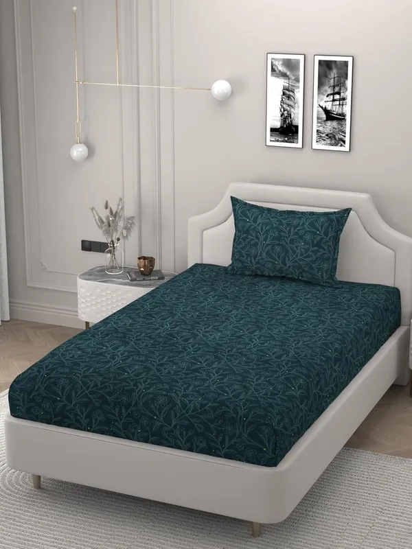 Multicolor_Cotton_Bedsheet_With_Pillow_Cover_For_Single_Bed