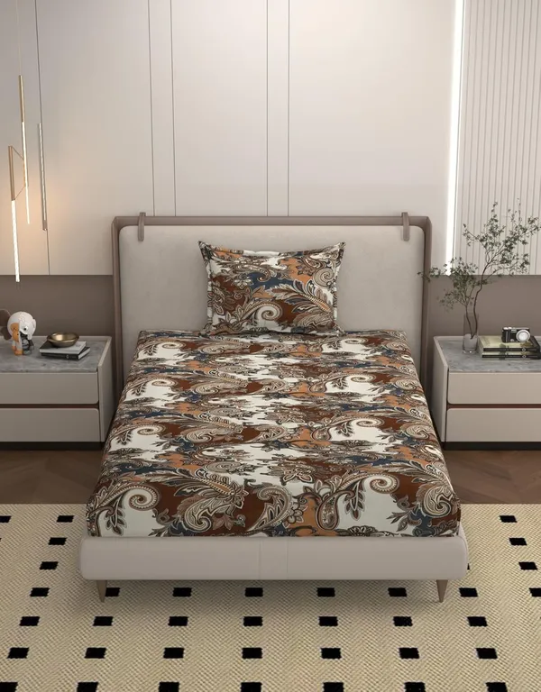 Multicolor_Microfiber_Bedsheet_With_Pillow_Cover