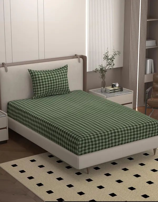 Green_Microfiber_Bedsheet_With_Pillow_Cover_For_Single_Bed
