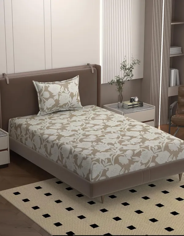 Multicolor_Microfiber_Bedsheet_With_Pillow_Cover