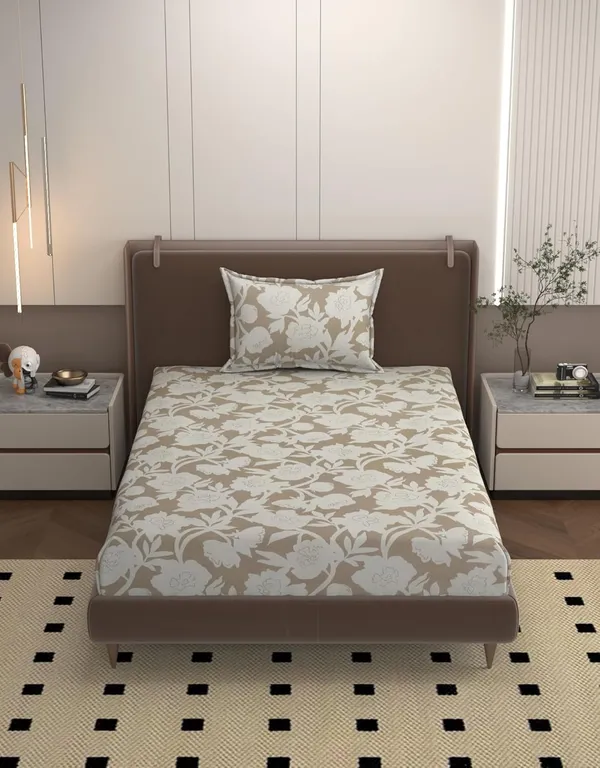 Multicolor_Microfiber_Bedsheet_With_Pillow_Cover
