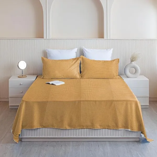Multicolor_Microfiber_Bedsheet_With_Pillow_Covers