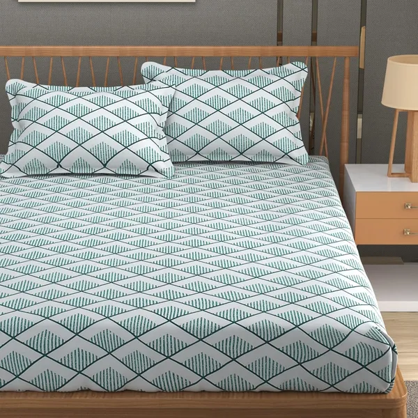 Green_Cotton_Fitted_Bedsheet_With_Pillow_Covers