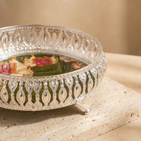 Germen_Silver_Decorative_Silver_Toned_Metal_Tray_With_Floral_Design