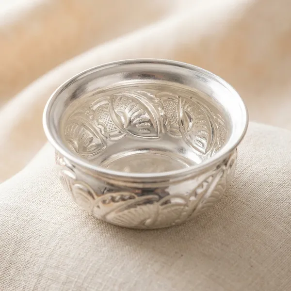 Germen_Silver_Plated_Decorative_Bowl_With_Embossed_Design
