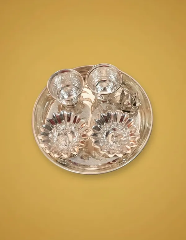 Germen_Silver_Pooja_Thali_Set_With_Diyas_And_Glasses