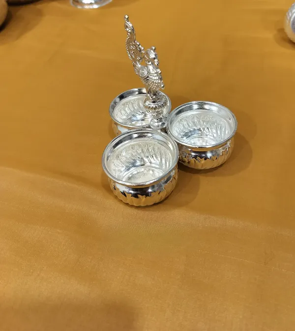 Germen_Silver_Plated_Peacock_Design_3_Bowl_Serving_Set_With_Stand