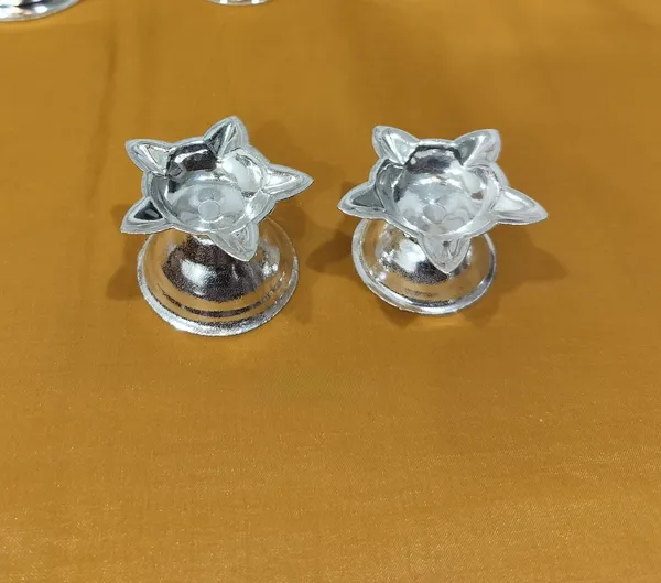 Germen_Silver_Clear_Glass_Star_Shaped_Diya_Set_Of_2