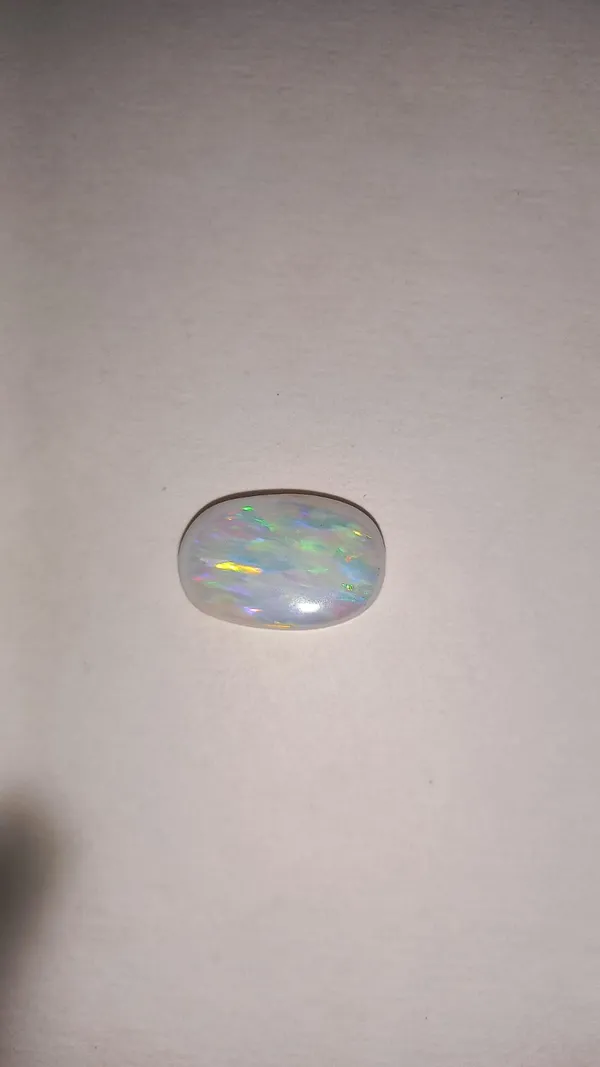 Natural_Created_Opal__5.15_Carat