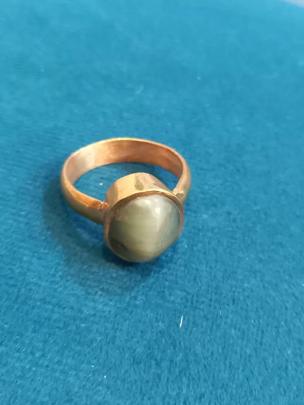 Cat'S_Eye_(Lehsuniya)_Ring__Lab_Certified_Created,_Alloy_Metal