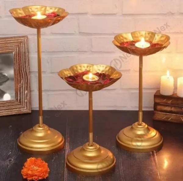 Set_Of_3_Golden_Lotus_Candle_Holders_With_Stems_And_Base