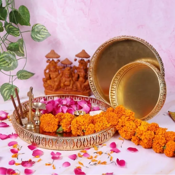 Decorative_Gold-Toned_Serving_Trays_Set_Of_3_-_Round_Platters_With_Ornate_Borders