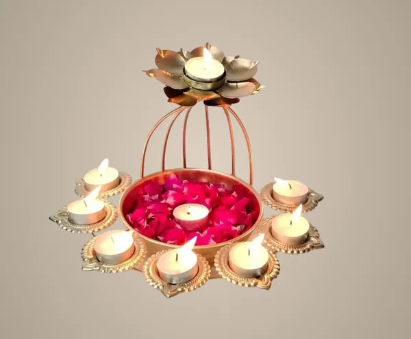 Decorative_Lotus_Candle_Holder_Set_With_Rose_Petals_-_Golden_Finish