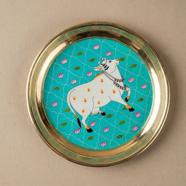 Handcrafted_Decorative_Brass_Plate_With_Kamdhenu_Cow_Art