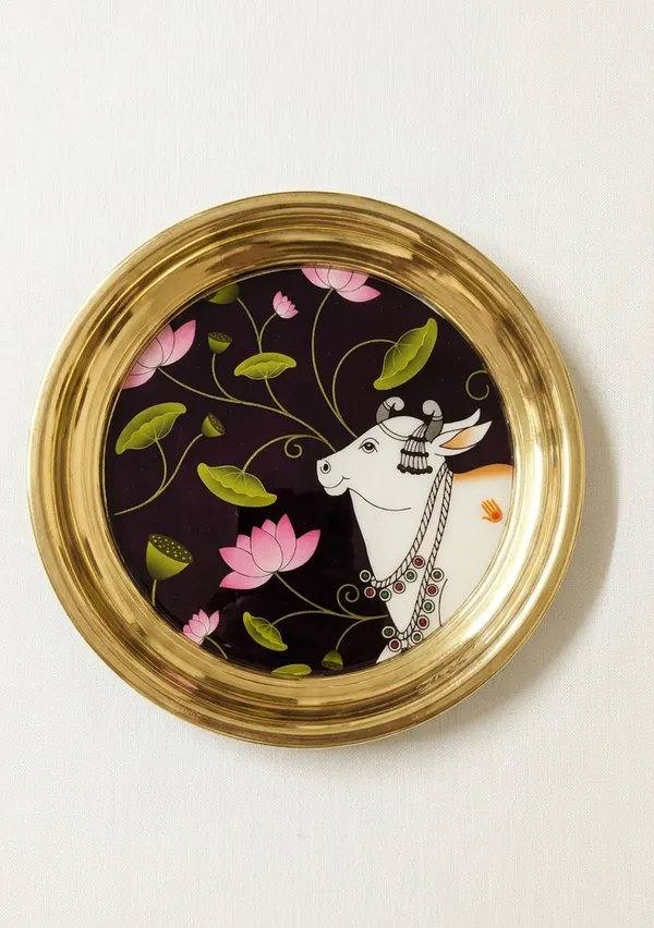 6_Inch_Magenta_Kamdhenu_Lotus_Brass_Thali