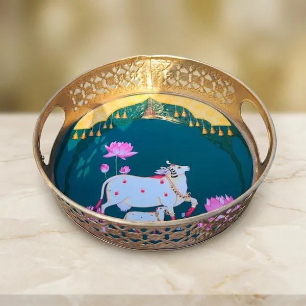 Decorative_Brass_Tray_With_Hand-Painted_Cow_Design