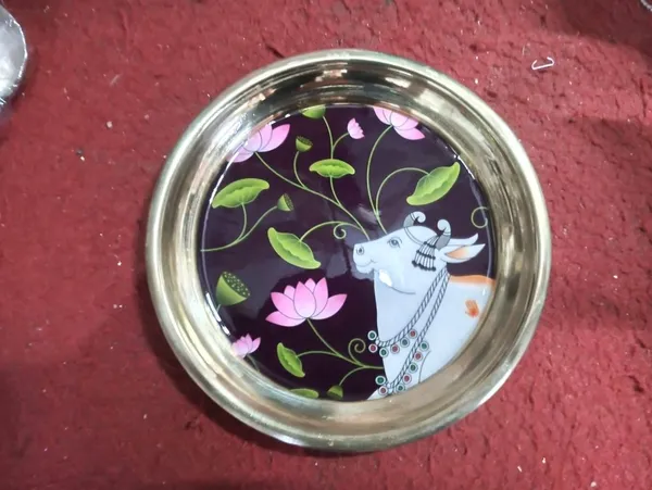Decorative_Brass_Bowl_With_Hand-Painted_Cow_And_Floral_Design