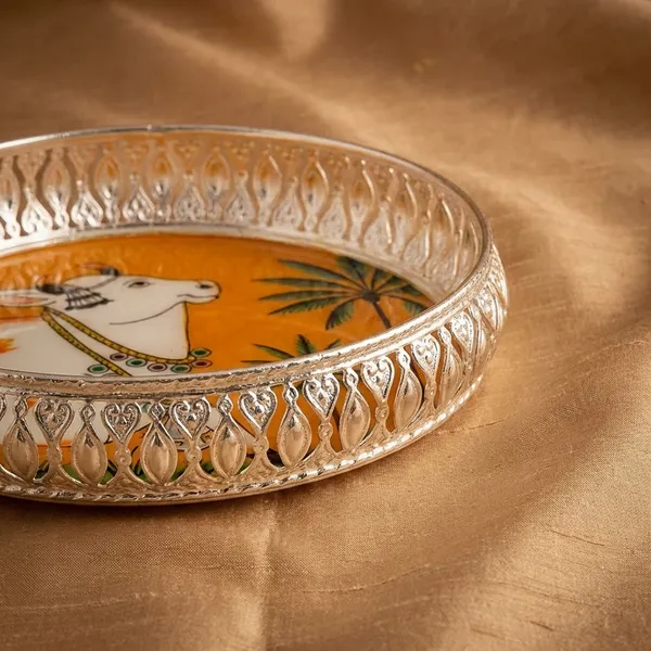 Decorative_White_Camel_Serving_Tray_With_Orange_Background