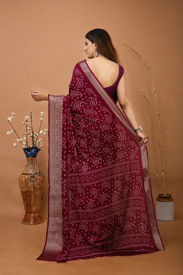 Ragreeti_Lifestyle_Printed_Bandhani_Silk_Blend_Saree,_Woven_Zari_Border,_Bollywood_Style,_Wine