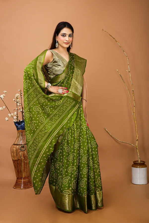 Ragreeti_Lifestyle_Printed_Bandhani_Silk_Blend_Saree,_Woven_Zari_Border,_Bollywood_Style,_Olive_Green