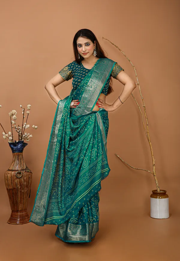 Ragreeti_Lifestyle_Printed_Bandhani_Silk_Blend_Saree,_Woven_Zari_Border,_Bollywood_Style,_Teal_Green