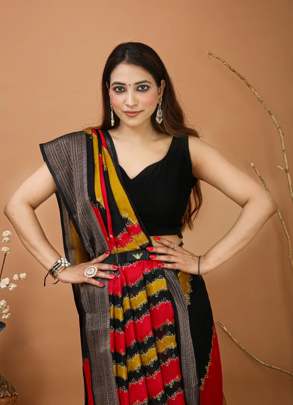 Ragreeti_Lifestyle_Black_And_Red_Georgette_Silk_Blend_Saree_-_Woven_Temple_Border_Bollywood_Printed_Saree_With_Unstitched_Blouse