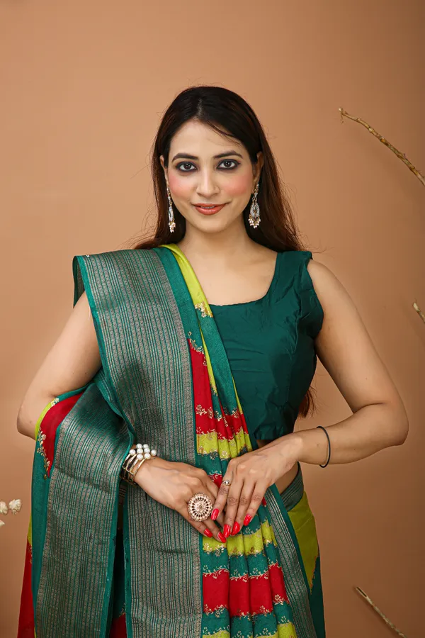 Ragreeti_Lifestyle_Emerald_Green_And_Red_Georgette_Cotton_Silk_Saree_-_Traditional_Temple_Border_Bollywood_Style_Printed_Saree_For_Mehendi