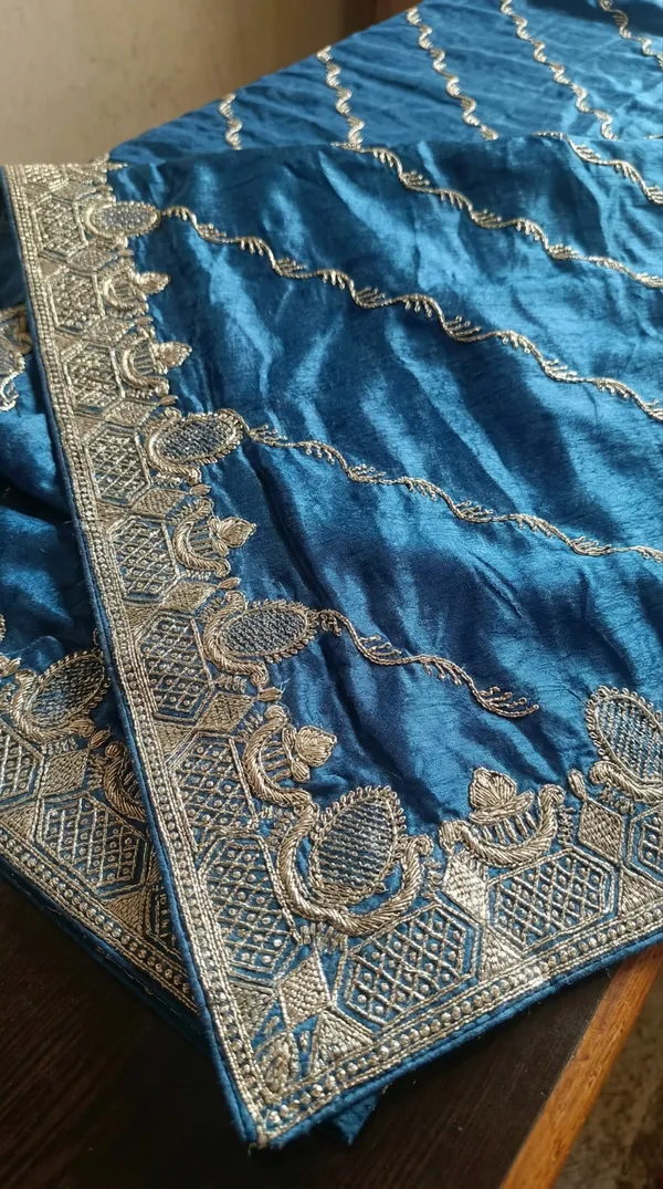 RAGREETI_Silk_Saree_with_Intricate_Embroidery_Work,_Traditional_Indian_Ethnic_Wear_for_Women_(blue)