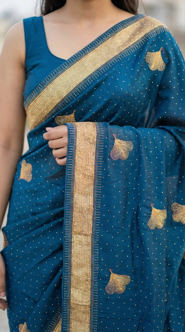 Ragreeti_Lifestyle_Chiffon_Georgette_Saree_|_Gold_Zari_Border_with_Ginko_Leaf_Embroidery_&_Stone_Work_Party_Wear_Sari