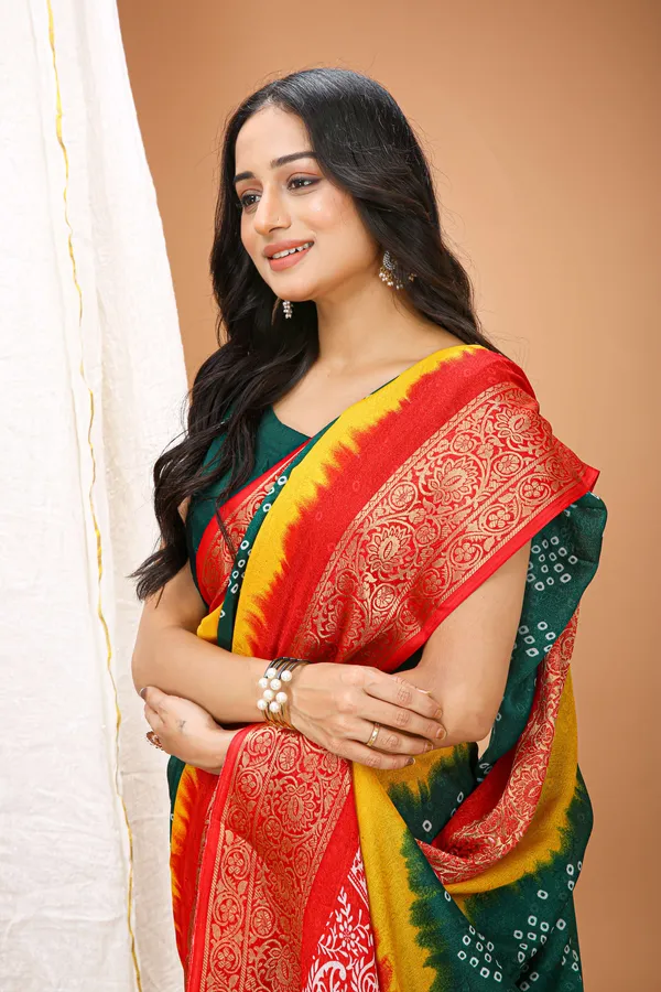 Ragreeti_Lifestyle_Green_and_Yellow_Bandhani_Silk_Saree_|_Traditional_Bandhej_Tie-Dye_Print_with_Contrast_Woven_Zari_Border_&_Floral_Pallu_(Green,_Yellow_&_Red)