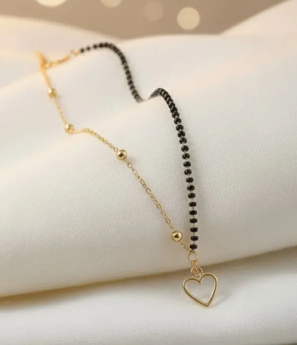 Classic_Gold_Mangalsutra_Necklace