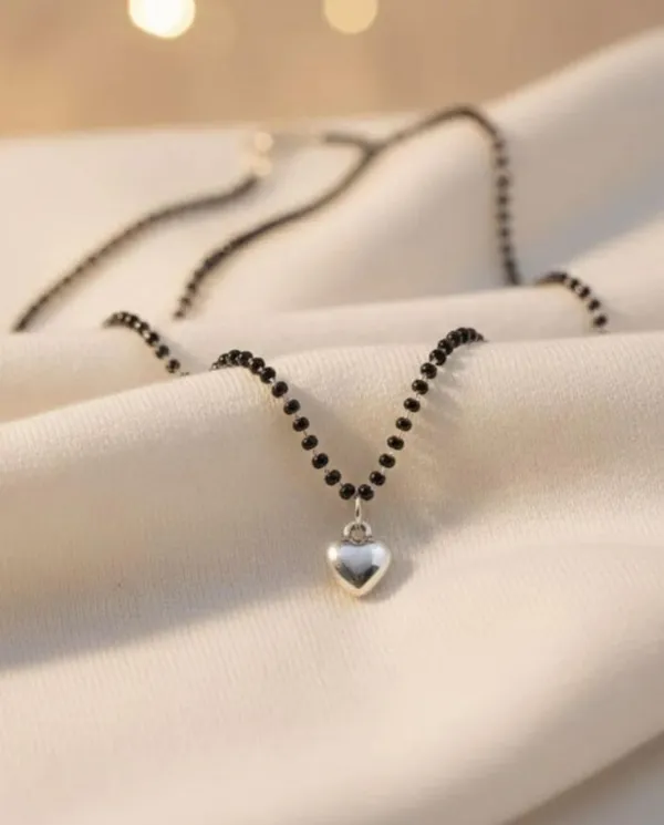 White_Beaded_Mangalsutra_Necklace