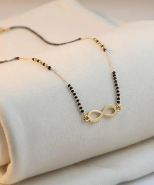 Classic_Gold_Mangalsutra_Necklace