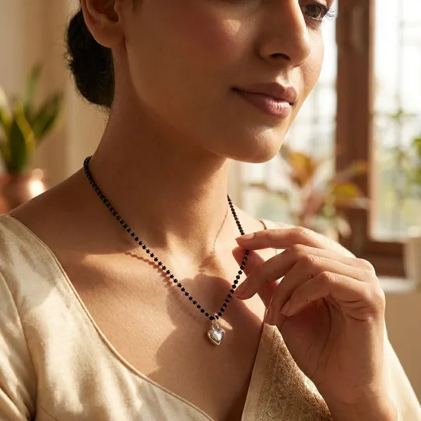 White_Beaded_Mangalsutra_Necklace