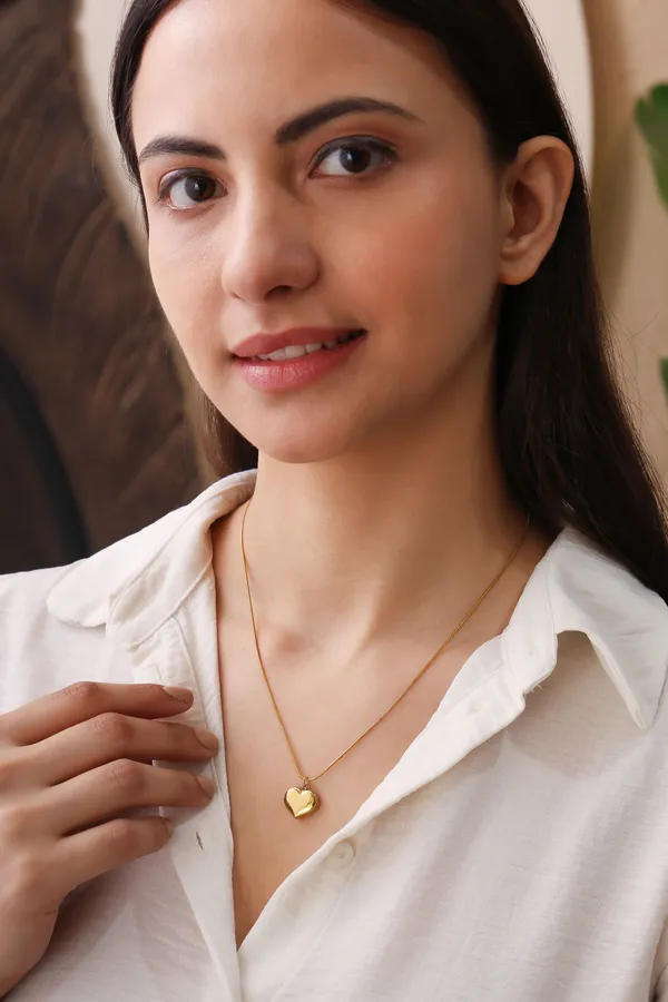 Designer_Pendant_Set_With_Earrings