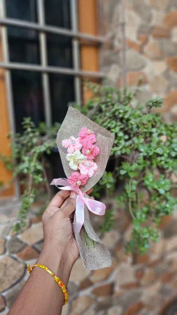 Pink_Handmade_Mini_Flower_Bouquet_With_Burlap_Wrap