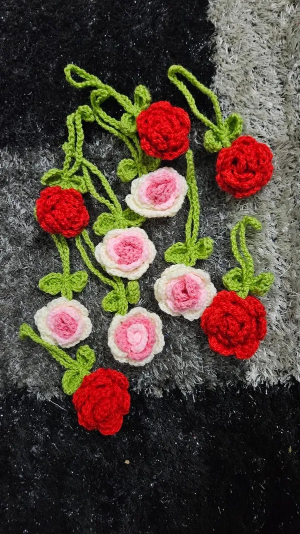 Multicolor_Handcrafted_Crochet_Flower_Set_bag_charms_pack_of_2