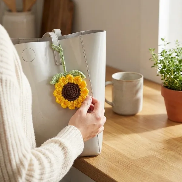 Yellow_Handmade_Crochet_Sunflower_Bag_Charm