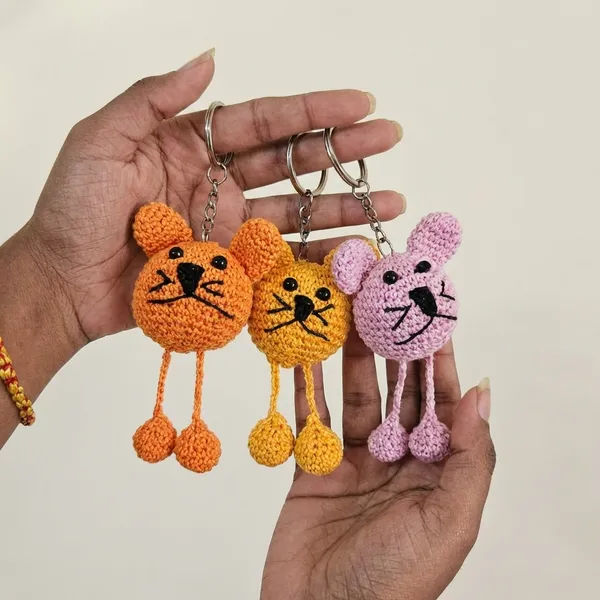 Multicolor_Handmade_Crochet_Cat_Keychain_Set_Pack_Of_3
