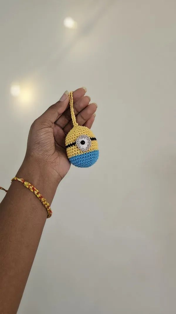 Yellow_Handcrafted_Crochet_Minion_Keychain