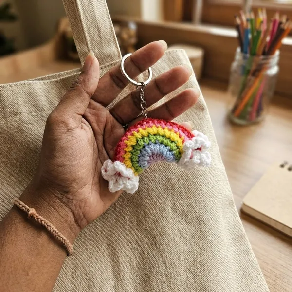 Multicolor_Handmade_Crochet_Rainbow_Keychain_With_Clouds
