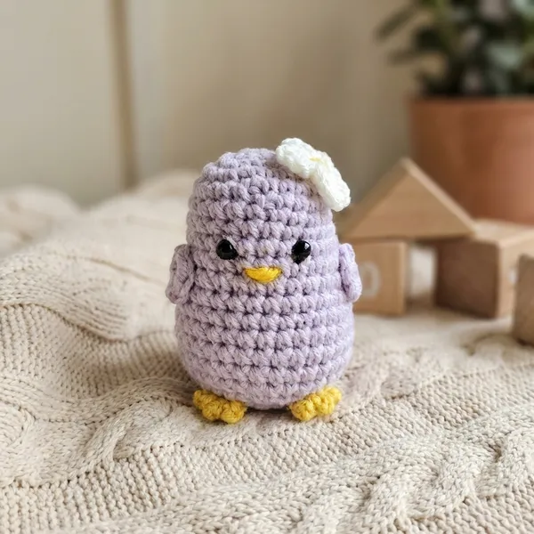 White_Handmade_Crochet_Owl_With_Flower_Decoration
