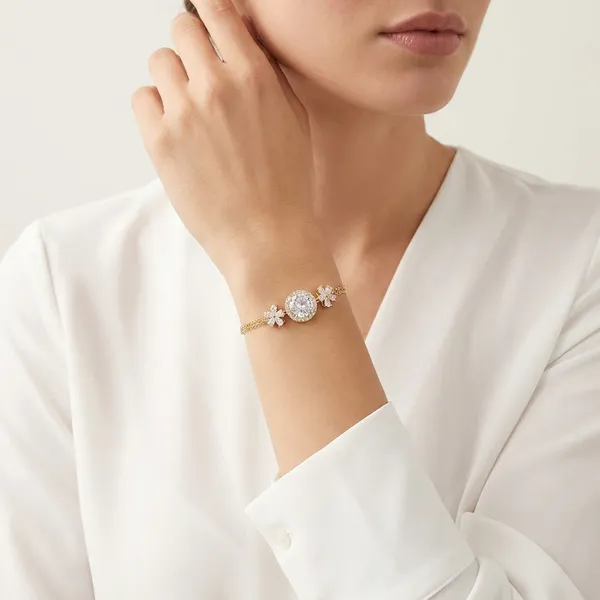 Bloom_Bracelet_In_Golden