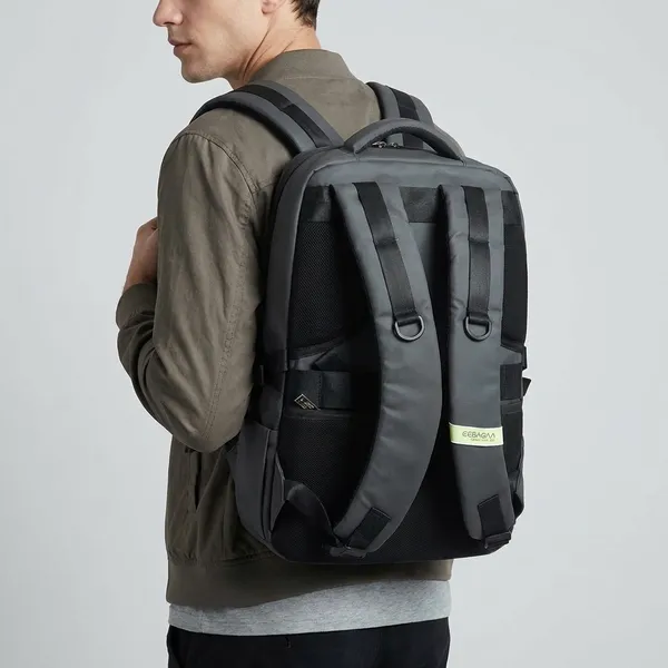 Grey_Matte_Travel_Bag_For_Men_And_Women